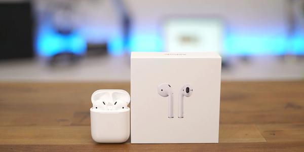 Samsung and Apple move to wireless headset market