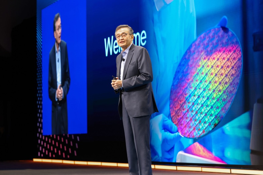 英特爾正式公布Intel 18A、14A路線圖：三大EDA巨頭同時(shí)站臺(tái)