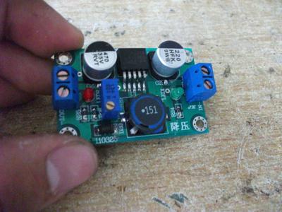 怎樣制作帶電壓表的降壓模塊